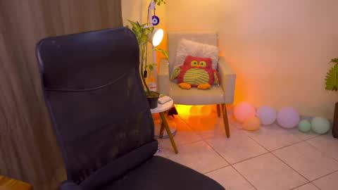 FLORAA online show from 04/30/26, 03:07