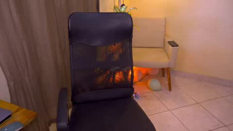 FLORAA online show from 05/09/26, 07:08
