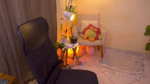 FLORAA online show from 05/21/26, 06:15
