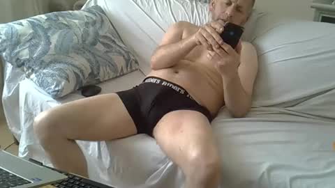 blue online show from 03/08/26, 11:03