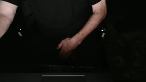 Snapshot of blueisles chatting on 11/23/25, 08:25 blueisles online show from 11/23/25, 08:25