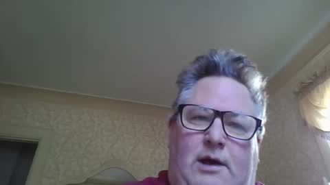 bluemoose70 online show from 10/22/25, 03:23