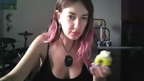 Snapshot of bluexowl chatting on 09/09/25, 02:38 BlueXOwl online show from 09/09/25, 02:38