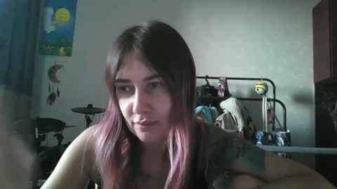 Snapshot of bluexowl chatting on 09/10/25, 02:06 BlueXOwl online show from 09/10/25, 02:06