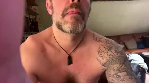 Blueyloey online show from 01/18/26, 11:52