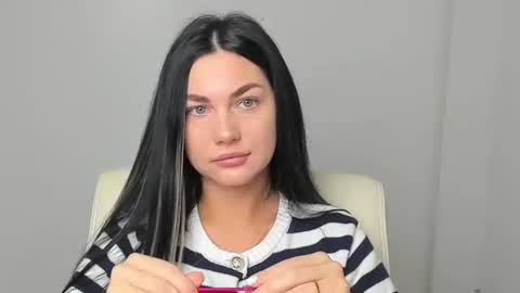 Kelly online show from 11/21/25, 06:56