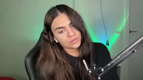 blumakinsey_ online show from 01/15/26, 10:31