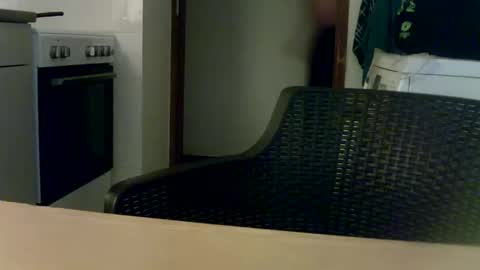 Snapshot of blundernew chatting on 01/01/25, 09:52 blundernew online show from 01/01/25, 09:52