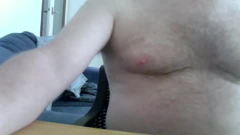 Snapshot of blundernew chatting on 03/01/25, 04:22 blundernew online show from 03/01/25, 04:22