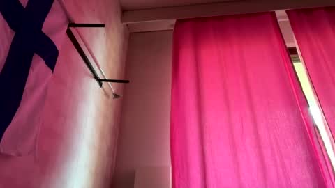 Delle online show from 04/20/26, 04:59