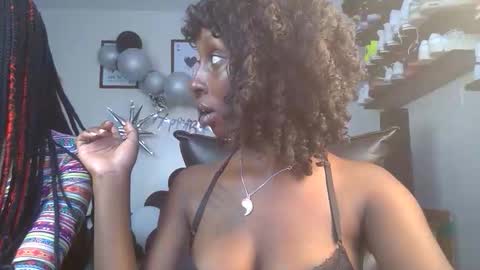 Belle online show from 11/23/25, 08:25