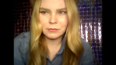 Snapshot of blushing_star chatting on 02/10/25, 04:36 blushing_star online show from 02/10/25, 04:36