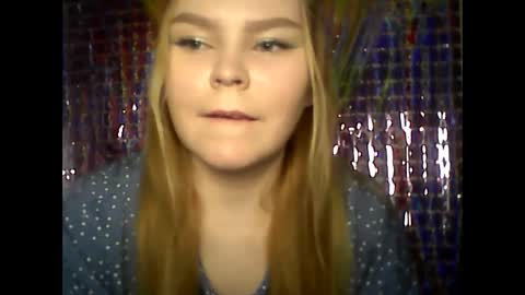 Snapshot of blushing_star chatting on 02/17/25, 08:09 blushing_star online show from 02/17/25, 08:09