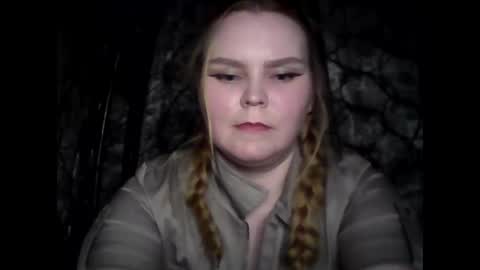 Snapshot of blushing_star chatting on 02/18/25, 03:32 blushing_star online show from 02/18/25, 03:32