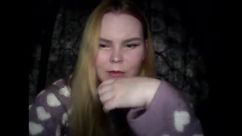 Snapshot of blushing_star chatting on 02/19/25, 03:16 blushing_star online show from 02/19/25, 03:16