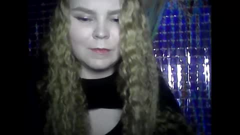 Snapshot of blushing_star chatting on 02/24/25, 03:42 blushing_star online show from 02/24/25, 03:42