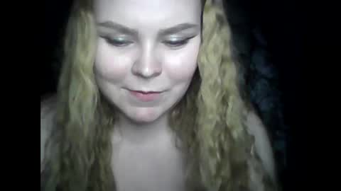 Snapshot of blushing_star chatting on 03/12/25, 06:44 blushing_star online show from 03/12/25, 06:44