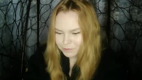 Snapshot of blushing_star chatting on 10/12/25, 06:12 blushing_star online show from 10/12/25, 06:12