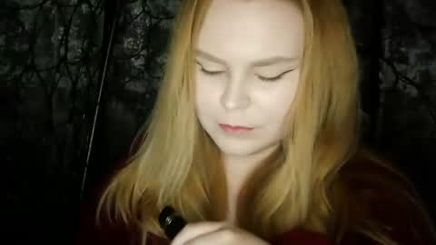 Snapshot of blushing_star chatting on 11/21/25, 04:38 blushing_star online show from 11/21/25, 04:38