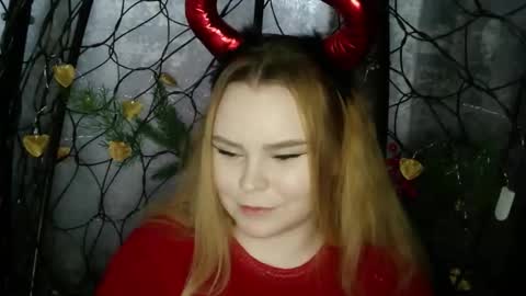 blushing_star online show from 02/22/26, 10:25