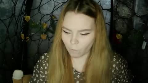 blushing_star online show from 03/04/26, 07:36