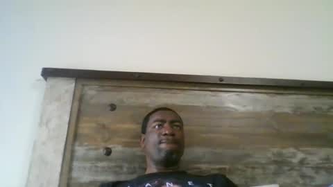 Snapshot of bluuthunder1914 chatting on 12/02/24, 06:10 bluuthunder1914 online show from 12/02/24, 06:10