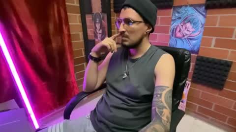 Snapshot of blworld25 chatting on 12/18/25, 02:28 Blworld online show from 12/18/25, 02:28