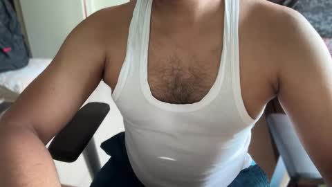 Snapshot of bmporn87 chatting on 11/19/25, 10:15 Horny Ben online show from 11/19/25, 10:15