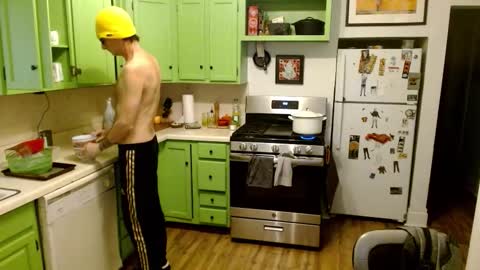 Snapshot of bnczuperzexy chatting on 11/16/25, 11:21 ZuperZexyZounds online show from 11/16/25, 11:21