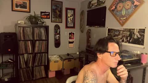 ZuperZexyZounds online show from 05/17/26, 04:21