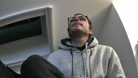 bo22222222 online show from 12/01/25, 08:03