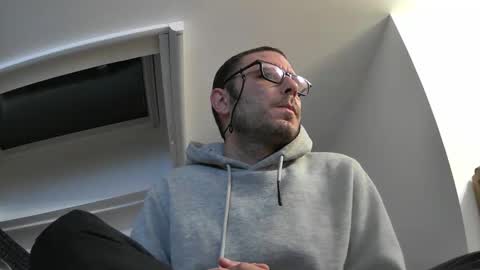 bo22222222 online show from 03/31/26, 03:12