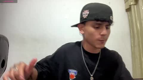 Bob  INDEPENDENT MODEL online show from 12/15/24, 12:51