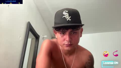 Bob  INDEPENDENT MODEL online show from 12/19/25, 03:19