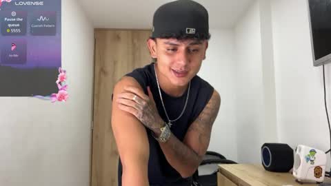 Bob  INDEPENDENT MODEL online show from 04/11/26, 12:04