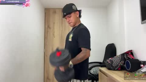 Bob  INDEPENDENT MODEL online show from 04/16/26, 01:39