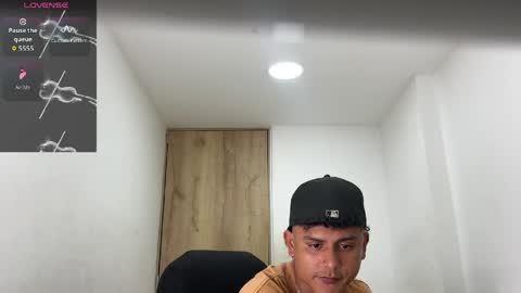 Snapshot of bob_pettersonn chatting on 05/16/26, 04:42 Bob INDEPENDENT MODEL online show from 05/16/26, 04:42