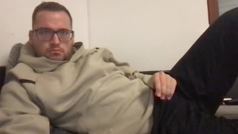 Snapshot of bobbele94 chatting on 10/30/25, 07:14 bobbele94 online show from 10/30/25, 07:14