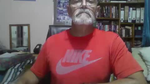 Bobbgud online show from 05/01/26, 04:06