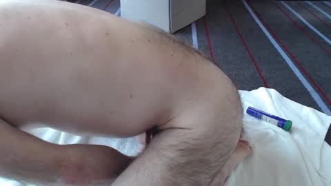 Snapshot of bobbuild chatting on 02/19/25, 03:27 bobbuild online show from 02/19/25, 03:27