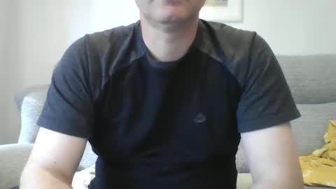 Snapshot of bobby_113 chatting on 02/24/25, 02:48 bobby_113 online show from 02/24/25, 02:48