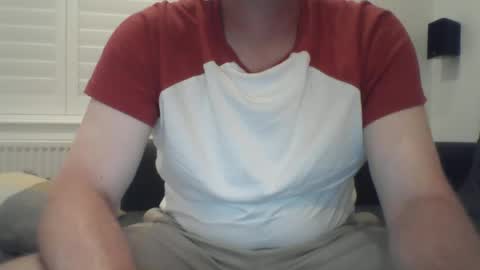 Snapshot of bobby_113 chatting on 06/28/26, 01:00 bobby_113 online show from 06/28/26, 01:00