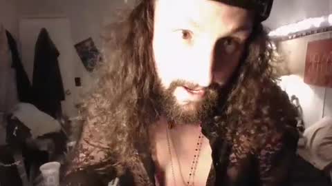 Snapshot of bobbyq2969 chatting on 10/04/25, 10:02 bobbyq2969 online show from 10/04/25, 10:02