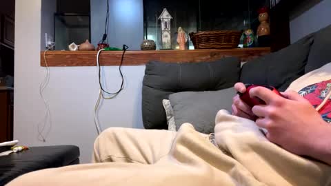 Snapshot of bobfish663 chatting on 04/12/26, 04:34 bobfish663 online show from 04/12/26, 04:34