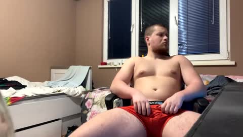 Snapshot of bobi2202 chatting on 01/04/25, 12:59 bobi2202 online show from 01/04/25, 12:59