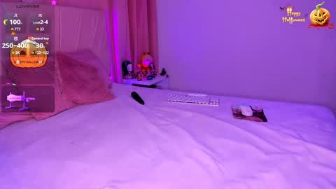 Snapshot of body69ld chatting on 10/23/25, 11:35 DANIELA online show from 10/23/25, 11:35