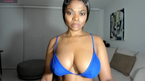 danna online show from 04/12/26, 09:47