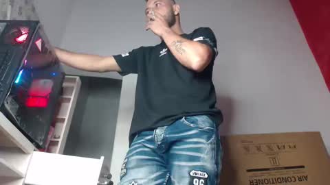 body xxx online show from 09/19/25, 10:05