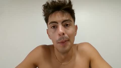 Snapshot of bodyadicto chatting on 10/02/25, 09:38 bodyadicto online show from 10/02/25, 09:38