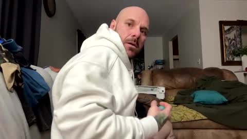 Snapshot of bodyart85_19 chatting on 01/26/25, 07:42 Bodyart85 19 online show from 01/26/25, 07:42